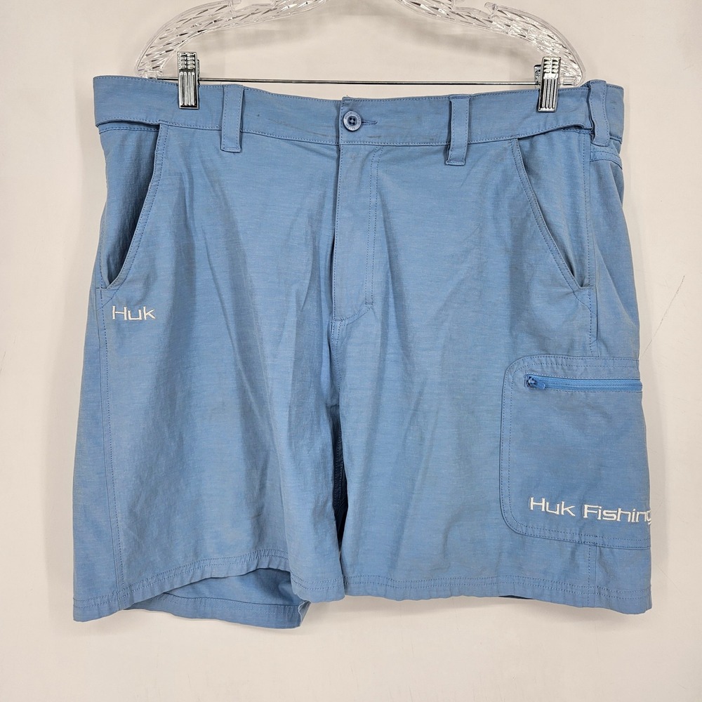 Huk Fishing Shorts Mens XXL Blue Cargos Utility Zip Pocket Outdoor Performance